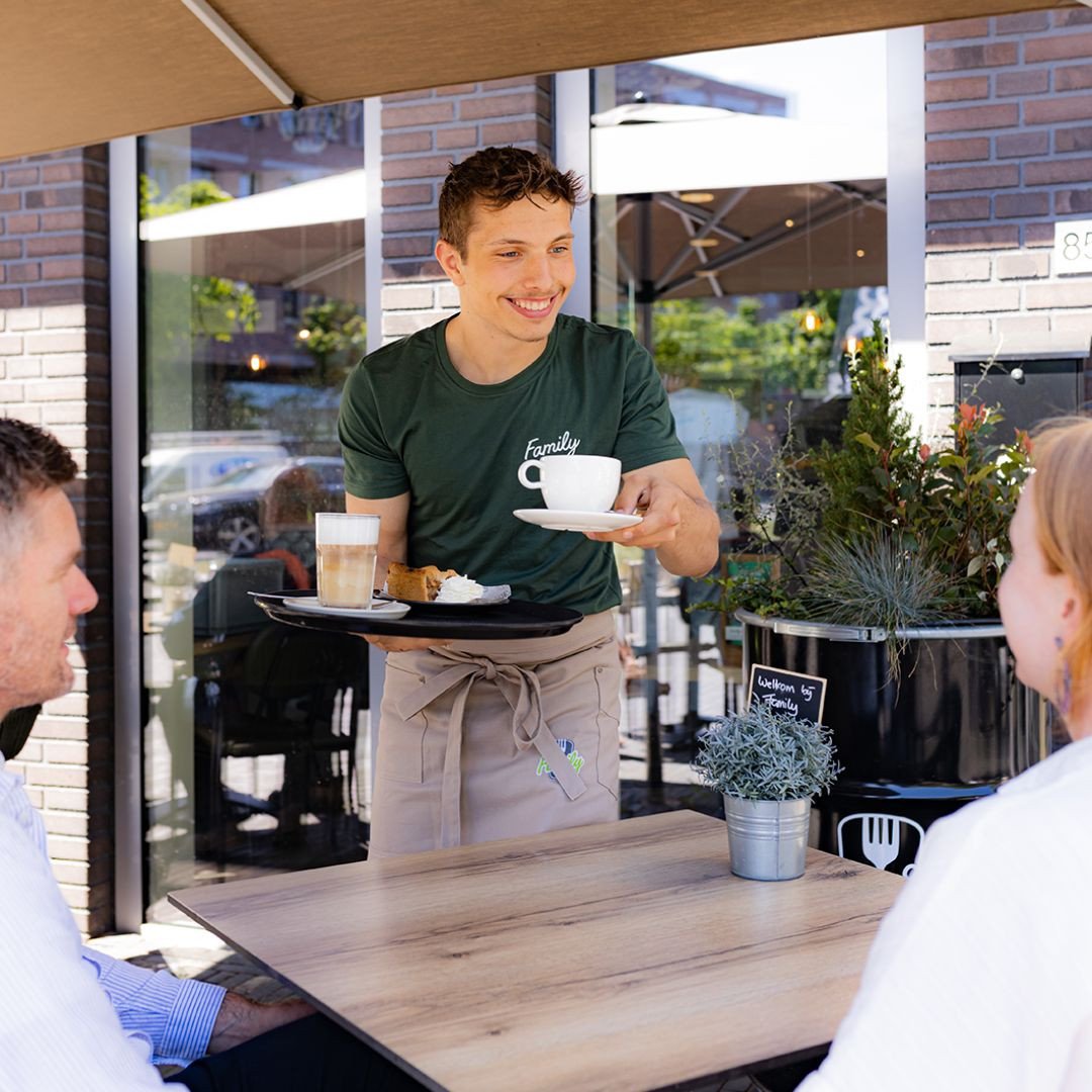 medewerker bediening